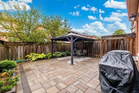 Photo 28 at 4 Zola Gate, Patterson, Vaughan