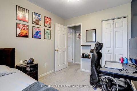 Photo 14 at 4 - 1536 Sixth Line, CP College Park, Oakville