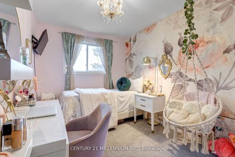 Photo 15 at 4 - 1536 Sixth Line, CP College Park, Oakville