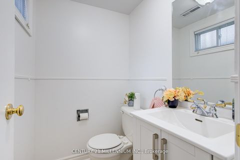 Photo 21 at 4 - 1536 Sixth Line, CP College Park, Oakville