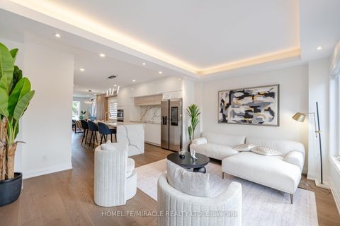 Photo 14 at 388 Oakwood Avenue, Oakwood Village, Toronto