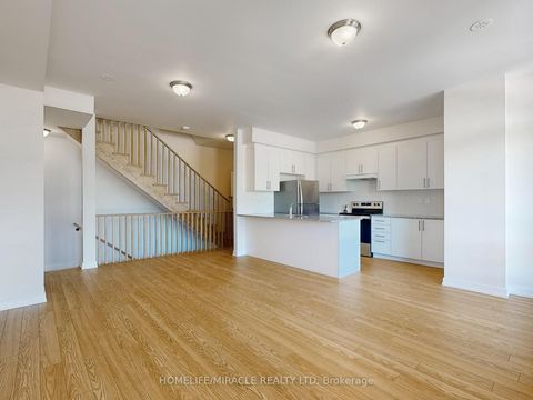 Photo 1 at 41 Kintall Way, Steeles West Industrial, Vaughan