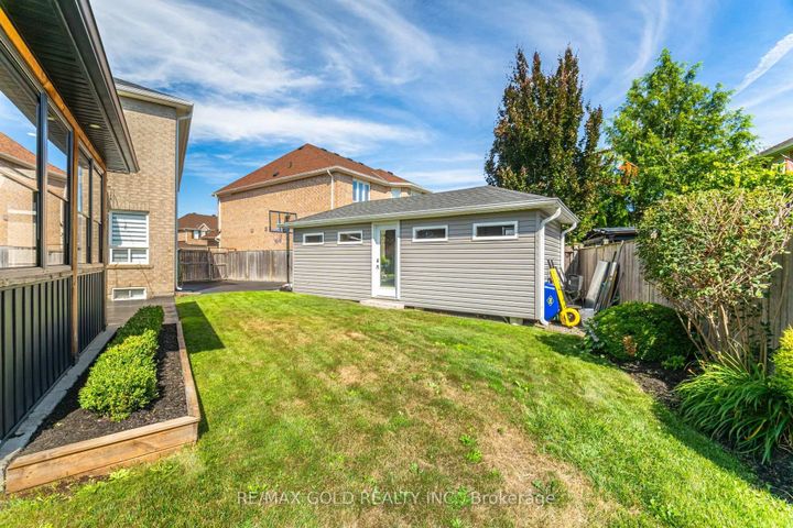 Photo 44 at 10 Cloverlawn Street, Fletcher's Meadow, Brampton