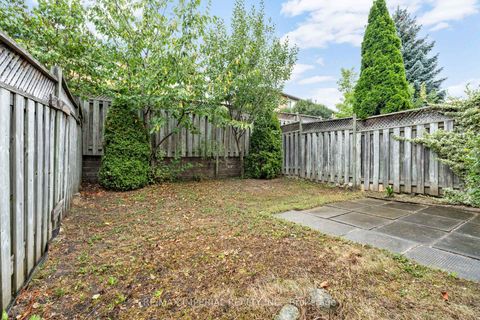 Photo 37 at 99 Islay Crescent, Maple, Vaughan