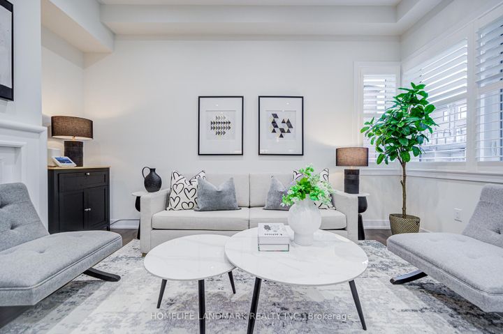 Photo 3 at 33 Golden Fern Street, Cornell, Markham