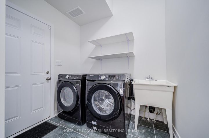 Photo 21 at 33 Golden Fern Street, Cornell, Markham