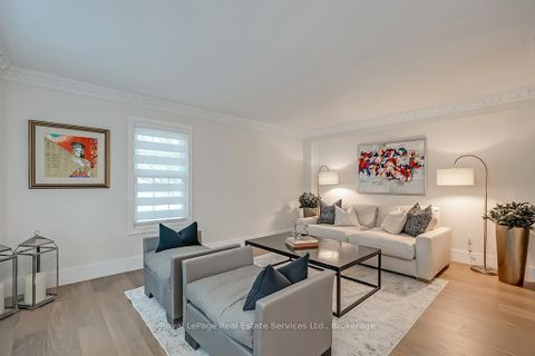 Photo 6 at 2101 Grosvenor Street, WC Wedgewood Creek, Oakville