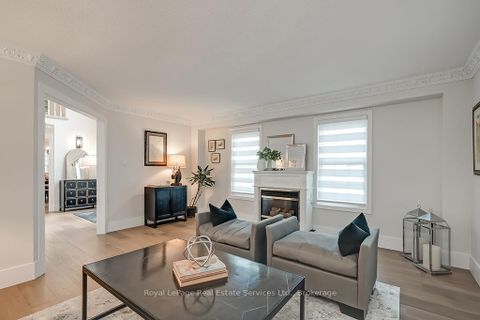 Photo 8 at 2101 Grosvenor Street, WC Wedgewood Creek, Oakville