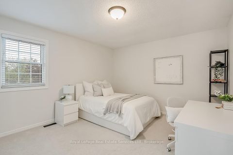 Photo 31 at 2101 Grosvenor Street, WC Wedgewood Creek, Oakville