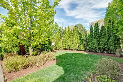Photo 47 at 2101 Grosvenor Street, WC Wedgewood Creek, Oakville