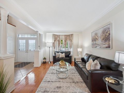 Photo 9 at 236 St Urbain Drive, Vellore Village, Vaughan