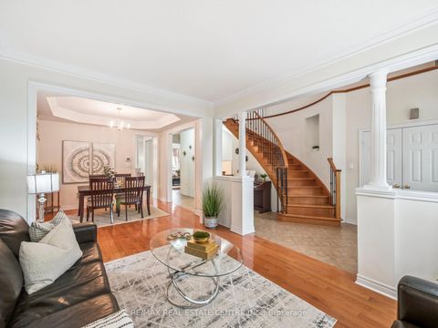 Photo 12 at 236 St Urbain Drive, Vellore Village, Vaughan
