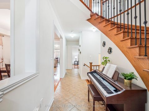 Photo 16 at 236 St Urbain Drive, Vellore Village, Vaughan