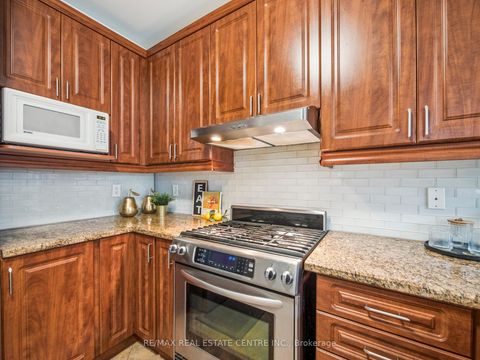 Photo 23 at 236 St Urbain Drive, Vellore Village, Vaughan