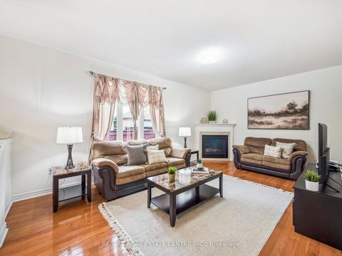 Photo 27 at 236 St Urbain Drive, Vellore Village, Vaughan