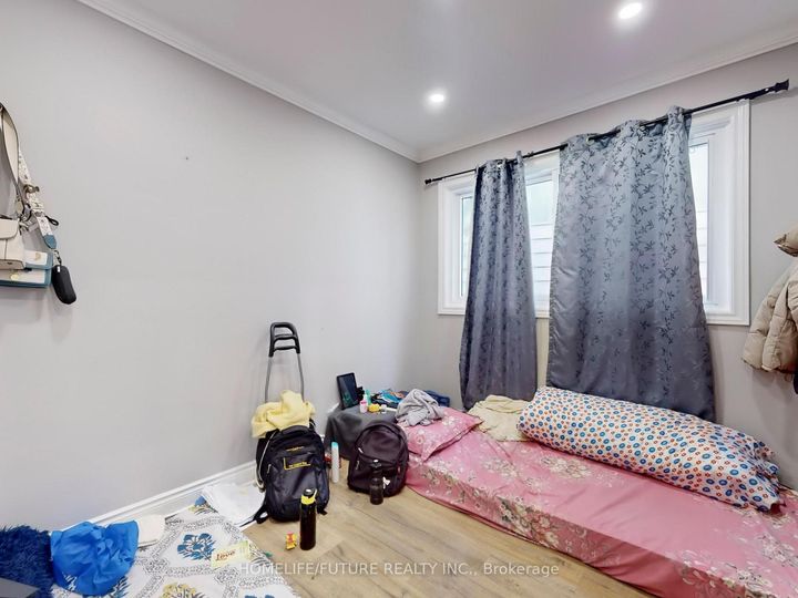 Photo 10 at 1500 Simcoe Street N, Samac, Oshawa