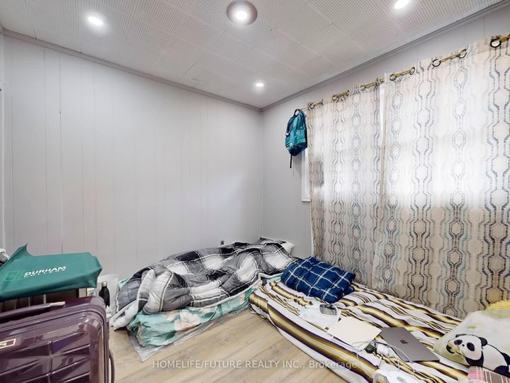 Photo 11 at 1500 Simcoe Street N, Samac, Oshawa