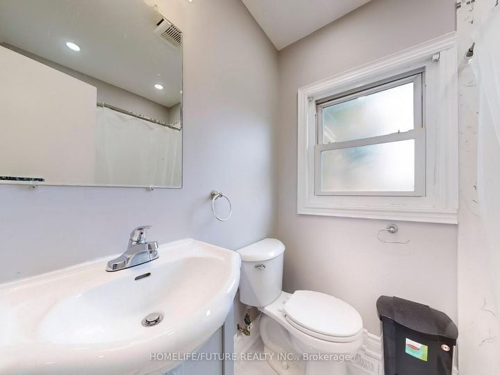 Photo 12 at 1500 Simcoe Street N, Samac, Oshawa