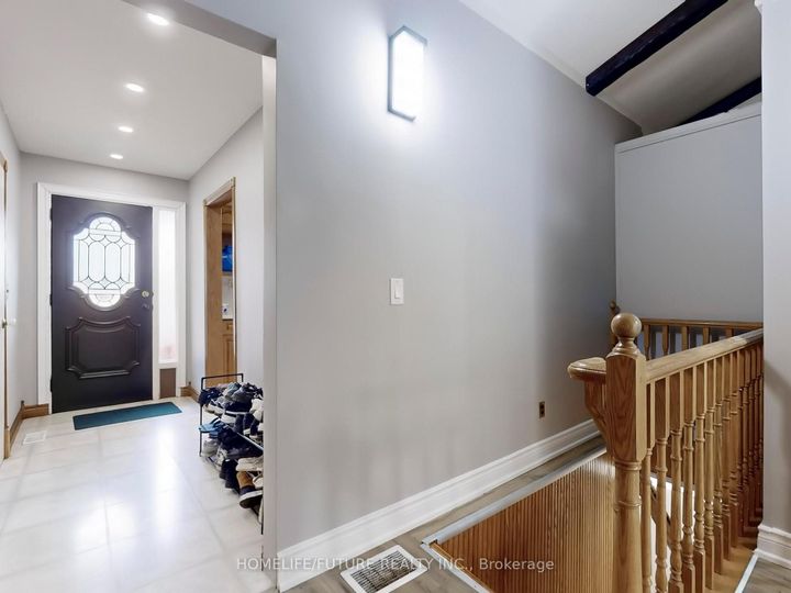 Photo 16 at 1500 Simcoe Street N, Samac, Oshawa