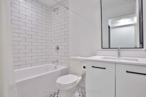 Photo 6 at 402 - 899 Queen Street E, South Riverdale, Toronto Photo 6 at 402 - 899 Queen Street E, South Riverdale, Toronto