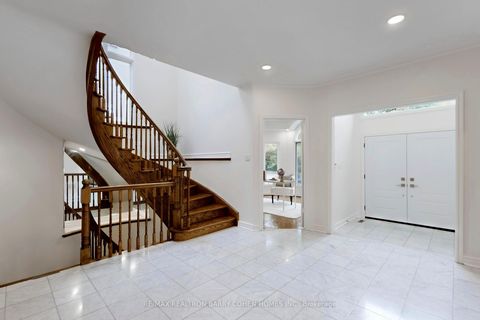 Photo 2 at 12 Larkfield Drive, Don Mills, Toronto