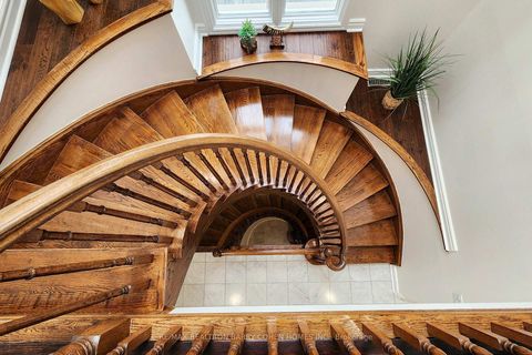 Photo 3 at 12 Larkfield Drive, Don Mills, Toronto