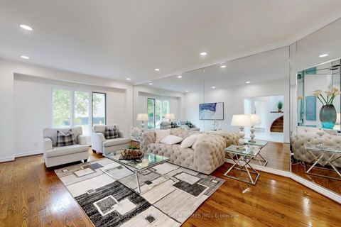 Photo 8 at 12 Larkfield Drive, Don Mills, Toronto