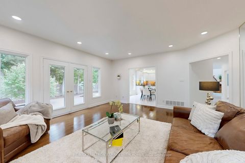 Photo 11 at 12 Larkfield Drive, Don Mills, Toronto