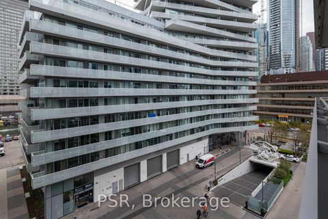 Photo 24 at 627 - 29 Queens Quay E, Waterfront Communities C8, Toronto