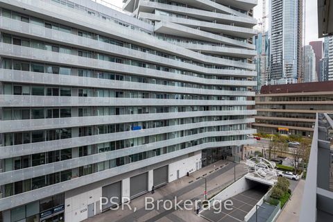 Photo 26 at 627 - 29 Queens Quay E, Waterfront Communities C8, Toronto