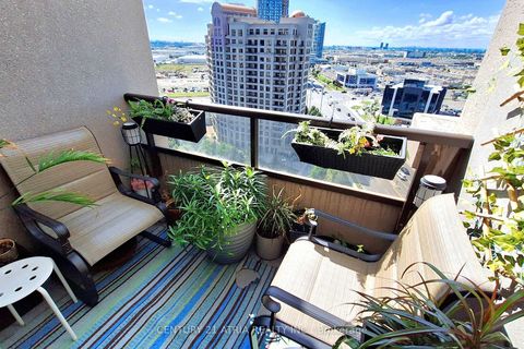 Photo 15 at 1609 - 9235 Jane Street, Maple, Vaughan