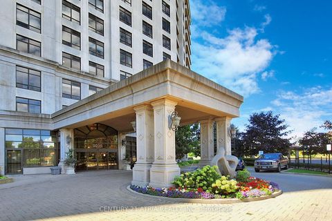 Photo 17 at 1609 - 9235 Jane Street, Maple, Vaughan