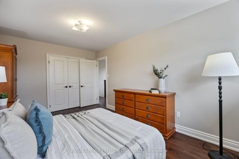 Photo 26 at 8 Buttercup Court, Humber Summit, Toronto