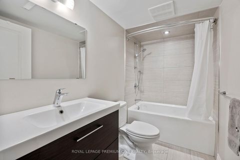 Photo 30 at 8 Buttercup Court, Humber Summit, Toronto