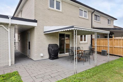 Photo 35 at 8 Buttercup Court, Humber Summit, Toronto