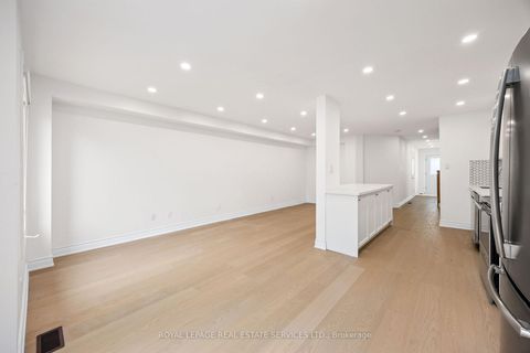 Photo 13 at 1130 Westview Terrace, WT West Oak Trails, Oakville