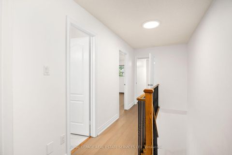Photo 14 at 1130 Westview Terrace, WT West Oak Trails, Oakville