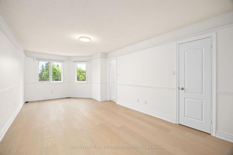Photo 16 at 1130 Westview Terrace, WT West Oak Trails, Oakville