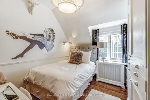 Photo 12 at 39 Strath Avenue, Kingsway South, Toronto