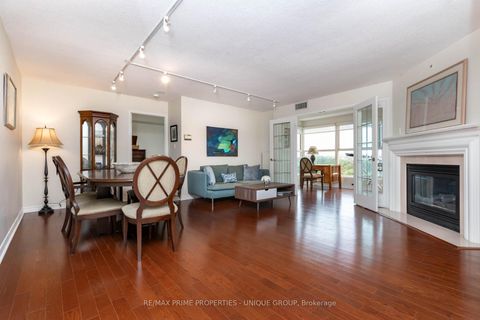 Photo 4 at 726 - 18 Concorde Place, Don Mills, Toronto