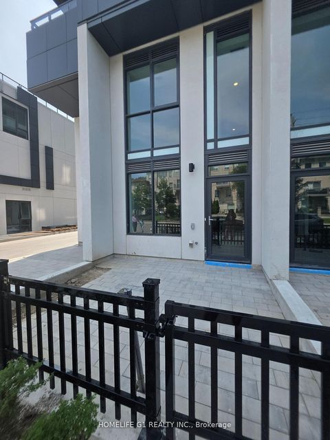 Photo 1 at 7 - 6 Greenbriar Road, Bayview Village, Toronto