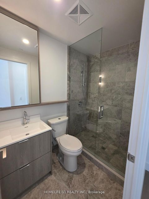Photo 16 at 7 - 6 Greenbriar Road, Bayview Village, Toronto