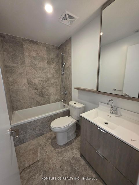 Photo 19 at 7 - 6 Greenbriar Road, Bayview Village, Toronto