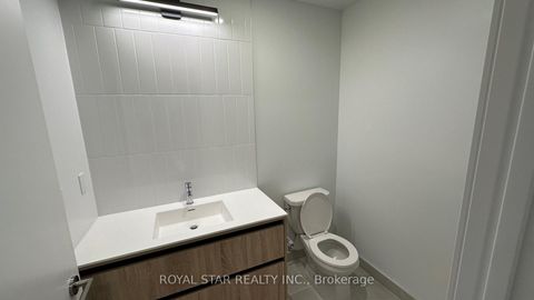 Photo 10 at B-1503 - 7950 Bathurst Street, Beverley Glen, Vaughan