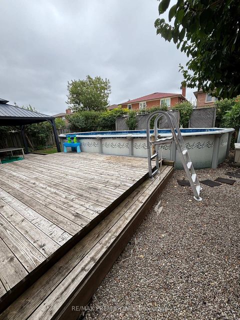 Photo 25 at 160 Fiori Drive, East Woodbridge, Vaughan
