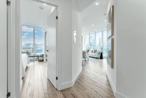 Photo 4 at 1663 - 209 Fort York Boulevard, Niagara, Toronto
