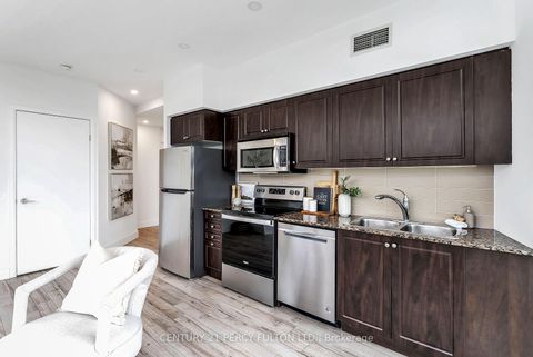 Photo 14 at 1663 - 209 Fort York Boulevard, Niagara, Toronto
