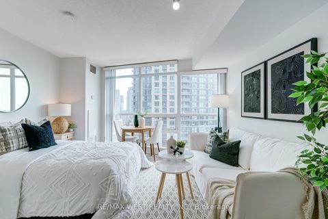 Photo 8 at 1407 - 219 Fort York Boulevard, Niagara, Toronto