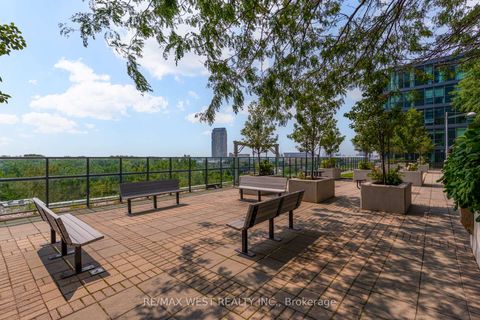 Photo 14 at 1407 - 219 Fort York Boulevard, Niagara, Toronto