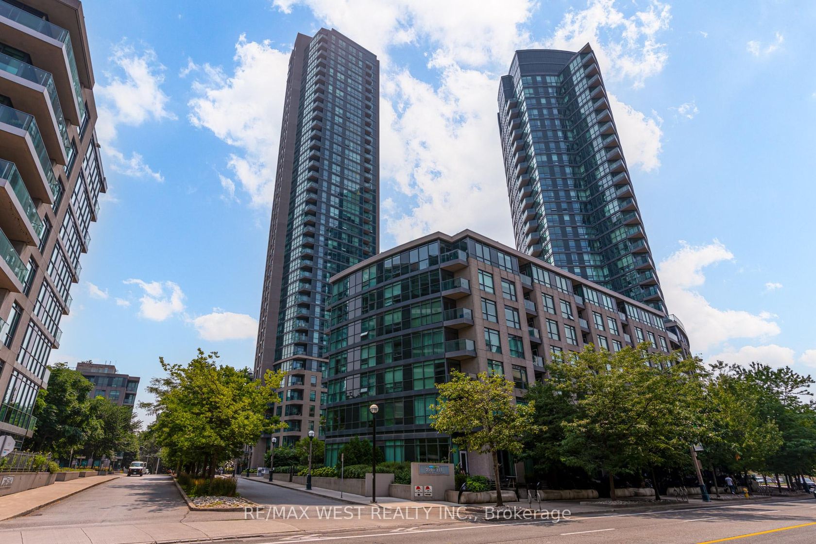 1407 - 219 Fort York Boulevard, Niagara, Toronto 